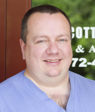 Dr Scott Nelson